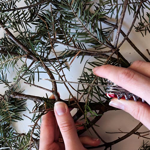 DIY Christmas wreath branch cutting